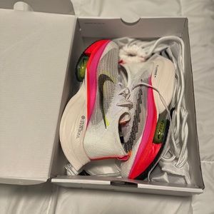 Nike Alphafly Size 7